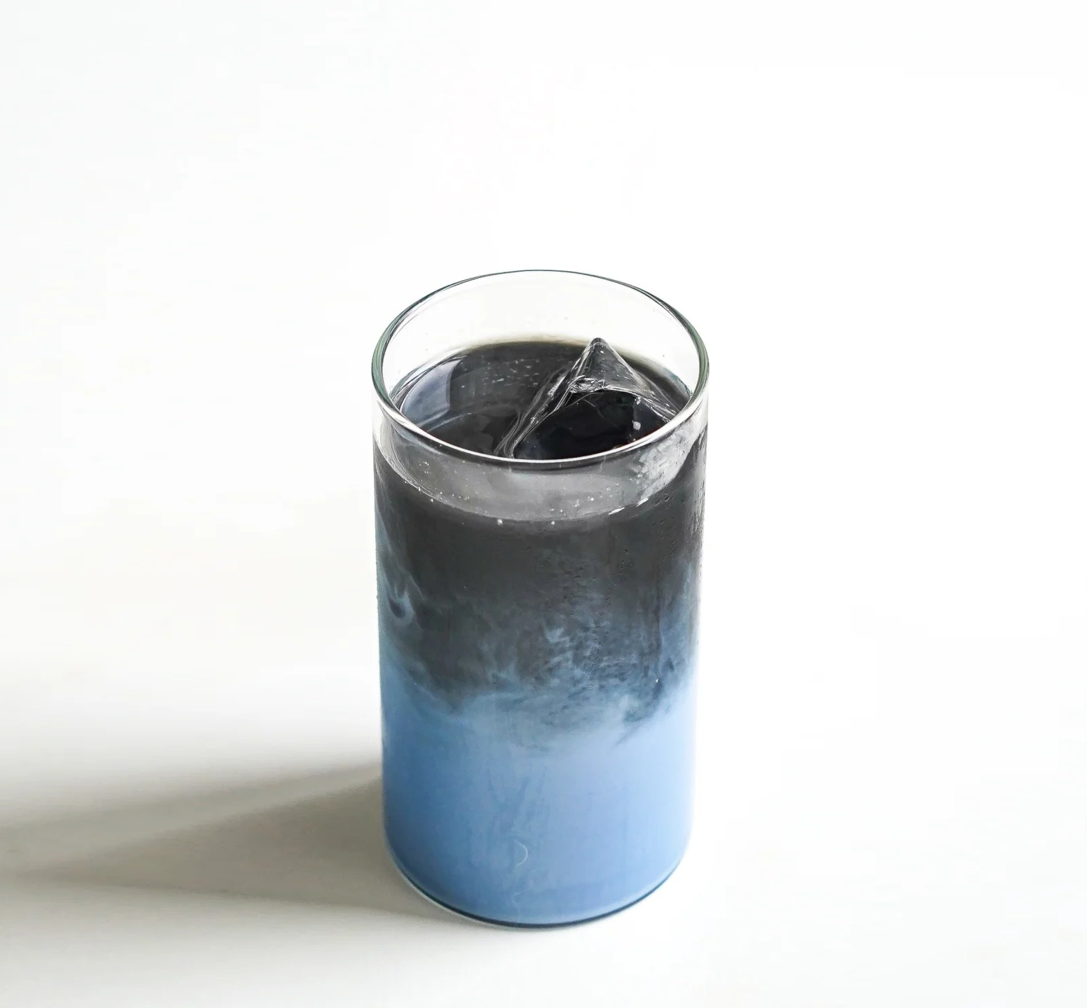 冰岛黑沙滩拿铁